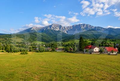 Teren Construcții intravilan de 4649 mp, în Peștera