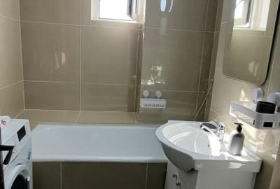 Apartament cu 3 camere decomandat, mobilat în Gară