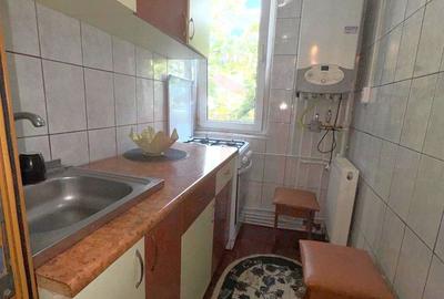55.oooeuro, apartament mobilat si utilat, 2camere, etaj2 Micro19 - 9