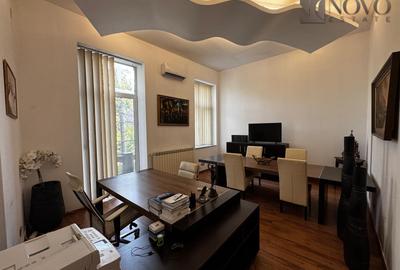 Apartament cu 3 camere decomandat, mobilat în Pache Protopopescu