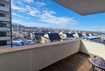 Apartament cu 3 camere decomandat în 13 Decembrie
