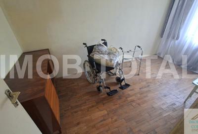 Apartament 3 camere Craiovei etaj 3/4 - 2