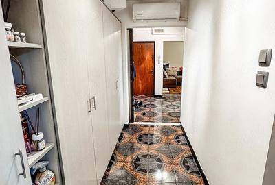 Apartament cu 3 camere decomandat, mobilat în Fizicienilor