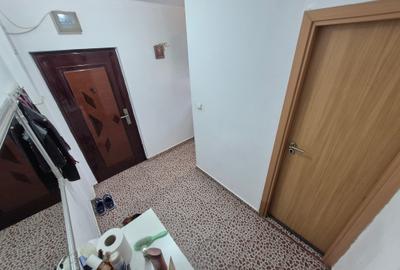 1 Cam--Sagului-5 Min Spitalul Judetean--Mobilat-Utilat-64.900 Euro! Negociabil - 10