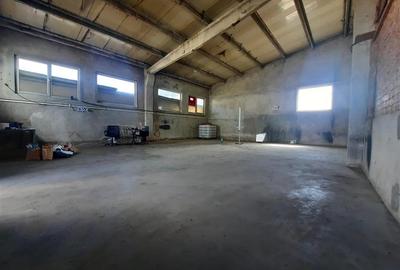 Spațiu industrial, de 120 mp, în CFR