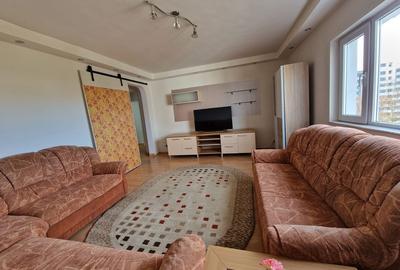 Ap 3 cam decom, spatios si luminos, 82 mp, mobilat modern, zona Sala Sporturilor - 1