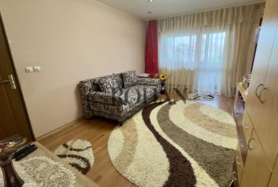 Apartament 3 camere, loc de parcare, Zona Mercur, Str. Vânătorilor - 1