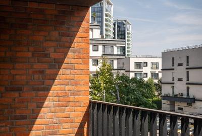 Apartament cu 3 camere decomandat, mobilat în Floreasca