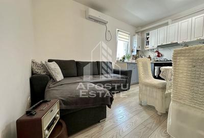 Apartament cu 3 camere de vanzare, mobilat, etajul 2, Giroc, Timis - 2