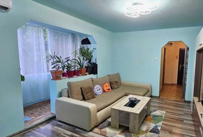 Apartament in bloc de caramida, zona Circumvalatiunii-Favorit - 1
