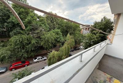 UNIRII,Biblioteca Națională, 3 camere deosebit, 100 mp, etaj 1, terase - 24