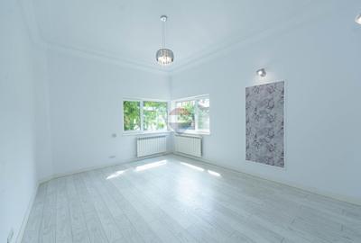 Apartament de vanzare 137 mp, zona centrala, curte proprie - 6