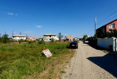 Teren Construcții intravilan de 650 mp, în Săftica