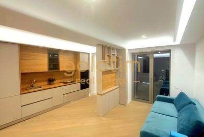 Apartament cu 3 camere decomandat, mobilat în Iancu Nicolae