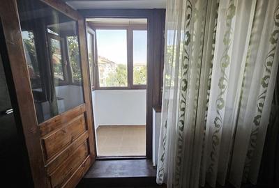 Mobilat si utilat in bloc anvelopat, etaj intermediar - 4