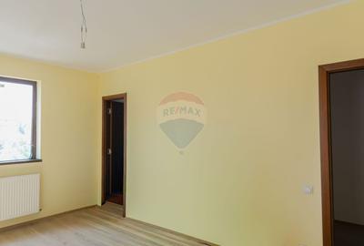 De vanzare casa+garaj/hala, teren 580mp, ideala pentru business - 6