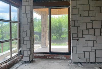 Statiunea  Breaza  Vanzare Vila(Pensiune)+10 camere - 2