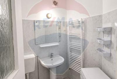 Apartament cu 3 camere de vânzare în zona Capitol - 11