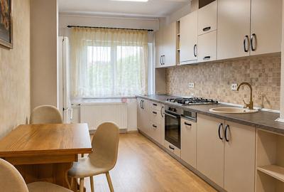 Apartament cu 2 camere semidecomandat, mobilat în Răcădău