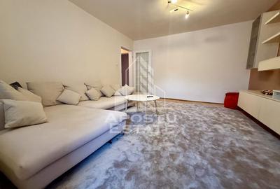 Apartament cu 3 camere decomandat, mobilat în Dâmbovița
