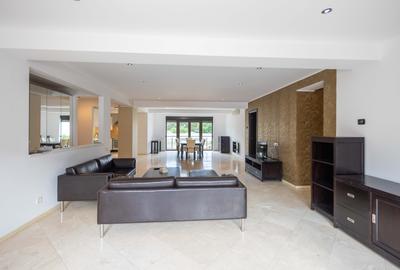 APARTAMENT 4 CAMERE - SISESTI - 3