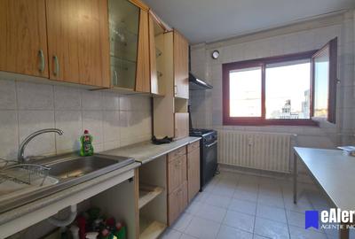 Apartament 4 camere, etaj 9/9 cu etaj tehnic, Str. Mărgeanului, Sector 5 - 6
