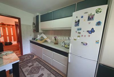 Apartament 3 camere decomandat, mobilat si utilat Strada Gloriei - 2