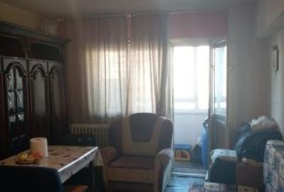 Apartament cu 3 camere decomandat, mobilat în Militari