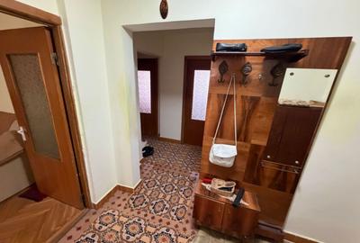 Apartament 3 camere, etaj 2 - Cugir - 12