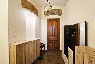 DE INCHIRIAT Apartament spatios 3 camere Gh Lazar pietonala - Unirii - 12