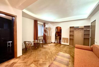 Apartament cu 2 camere semidecomandat, mobilat în Universitate