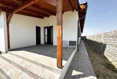 Duplex cu 3 camere în Șag