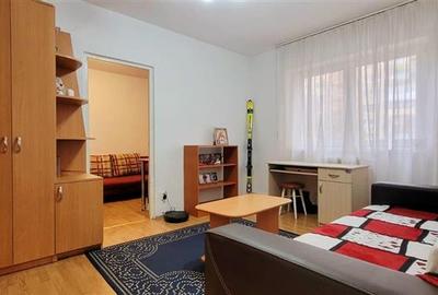 Apartament cu 2 camere semidecomandat, mobilat în Mihai Viteazul