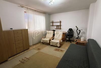 Chirie 2 camere, decomandat, mobilat complet, etaj intermediar- Poli 2 - 2