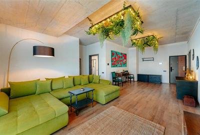 Apartament cu 3 camere circular, mobilat în Central