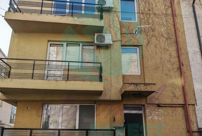 Birou, de 200 mp, în Vitan