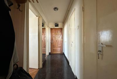 Apartament de 3 camere, pretabil birouri sau locuinta, etaj 7, Saturn - 14