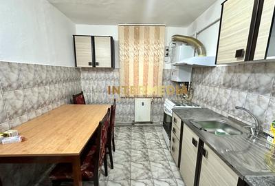 Apartament cu 3 camere decomandat, mobilat în Central