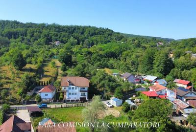 VILA LA CHEIE, ZONA FOARTE FRUMOASA - 2