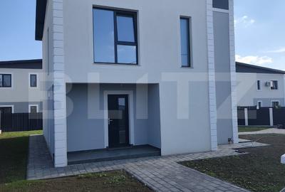 Casă individuală cu 4 camere în Valea Lupului