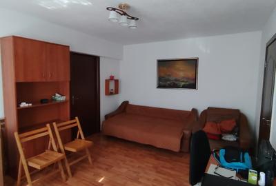 3 CAMERE Cantemir, lângă întrarea la metrou Tineretului - 8
