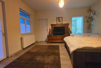 Casă Renovată cu Grădină | 227 mp | 3 Terase | 3 Dormitoare | Milcov - 47