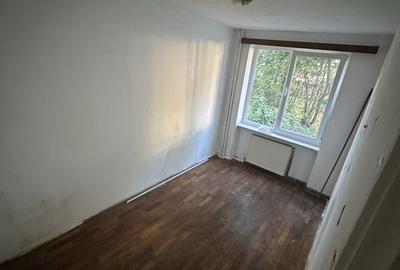 Apartament 3 camere Tractorul ,parter,95000 Euro - 4