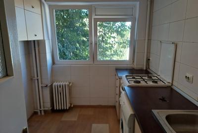 Apartament cu 2 camere semidecomandat în Iancului