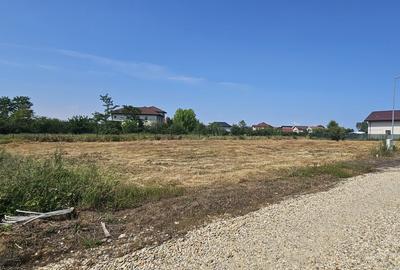 Teren Construcții intravilan de 600 mp, în Gulia