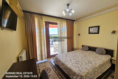 Apartament cu 4 camere decomandat în Delfinariu