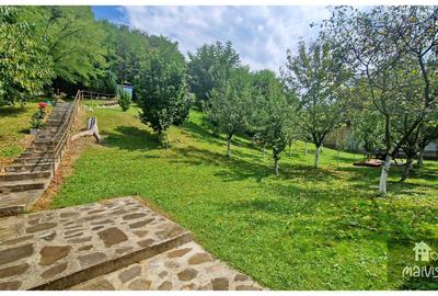 Vila superba, zona impadurita Valenii de Munte, teren 2473 mp - 32
