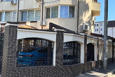 Apartament cu 2 camere decomandat în Crângași