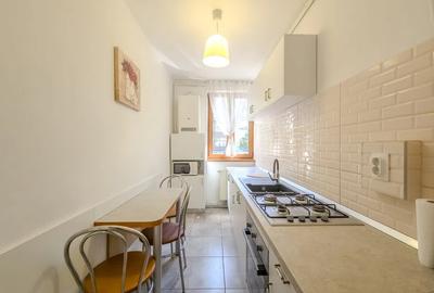 Apartament 3 camere, etaj 1, central - Horea - 1
