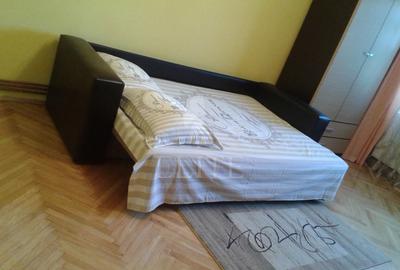 Apartament 3 camere în zona STRAZII BUCURESTI - 10